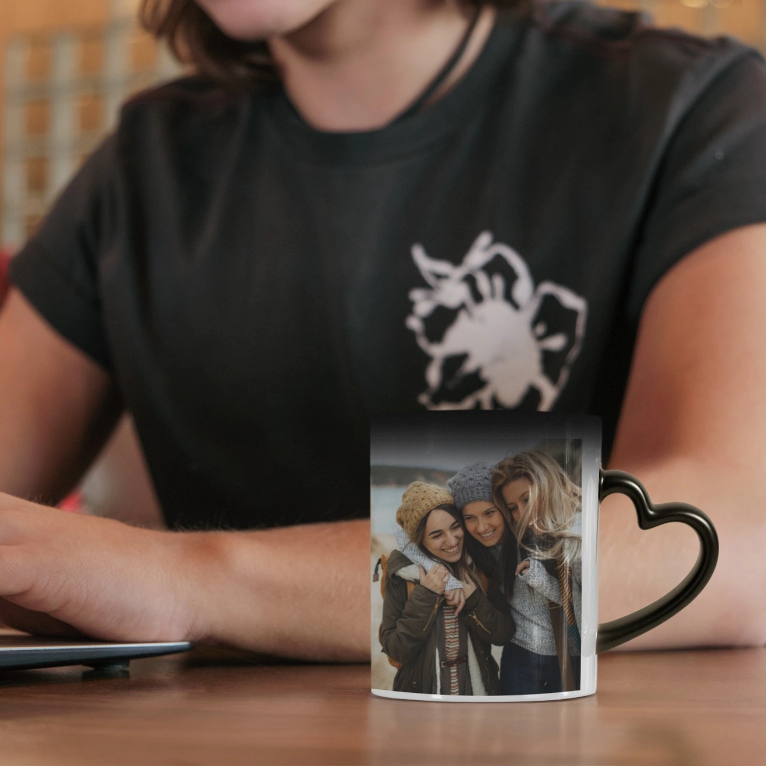 personalizowany kubek magiczny zmieniający kolor z nadrukiem